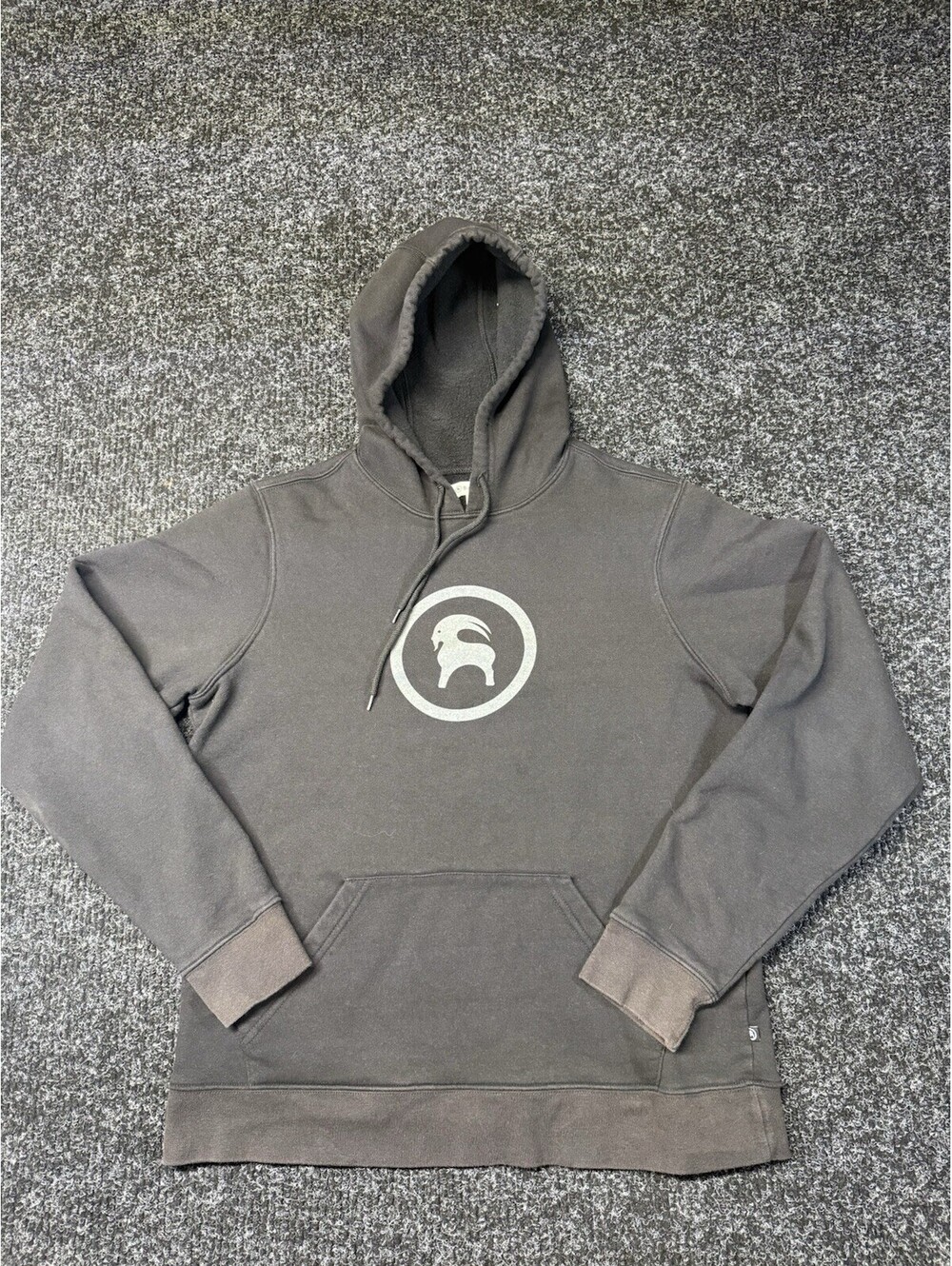 Backcountry Solid Gray Graphic Logo Pullover Hoodie Drawstring Pockets Men's L
